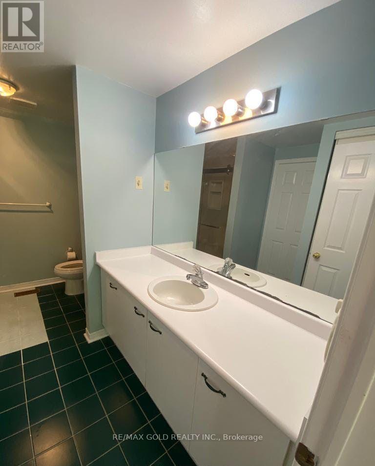 60 - 2550 Thomas Street, Mississauga, Ontario  L5M 5N8 - Photo 5 - W13145868