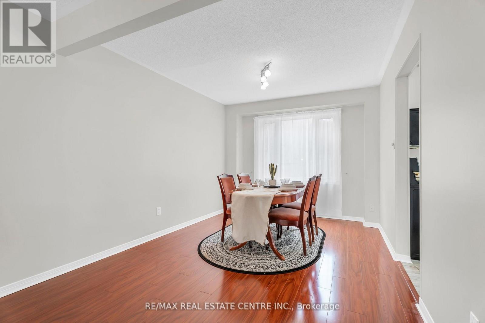255 Kensington Place, Orangeville, Ontario  L9W 4G8 - Photo 12 - W13145880