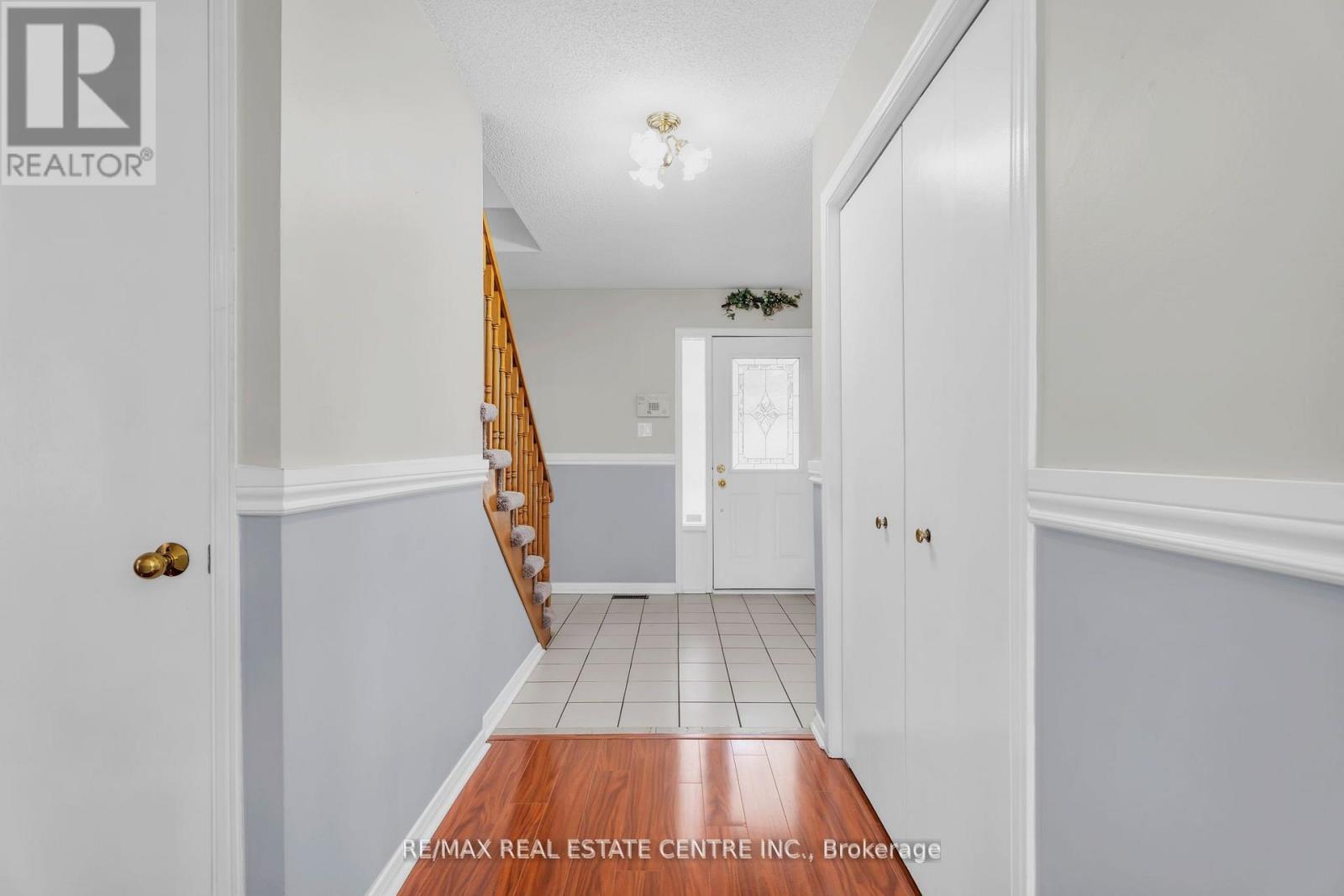 255 Kensington Place, Orangeville, Ontario  L9W 4G8 - Photo 6 - W13145880