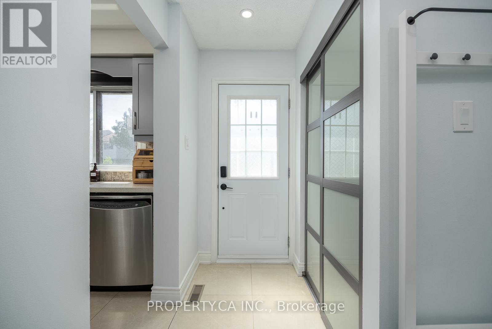 49 - 2779 Gananoque Drive, Mississauga, Ontario  L5N 2E4 - Photo 8 - W13145896
