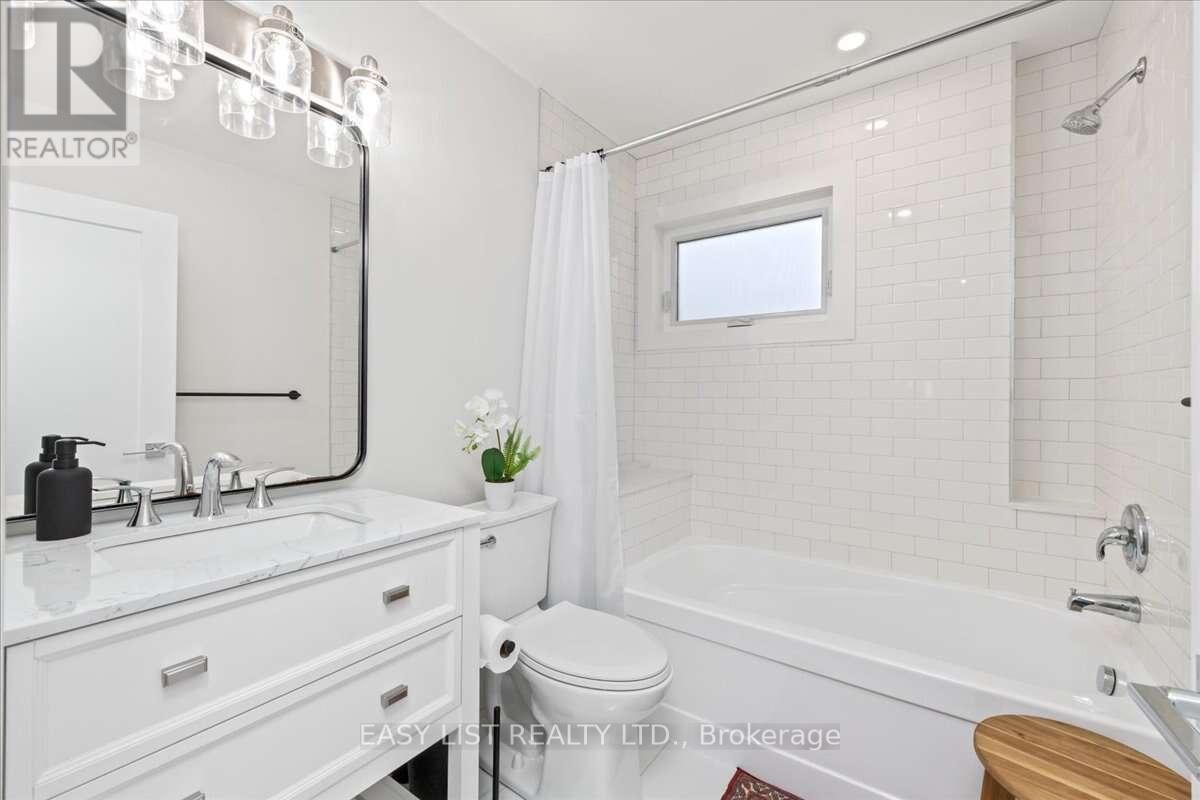 140 Ascot Avenue, Toronto, Ontario M6E 1G4 - Photo 34 - W13145942