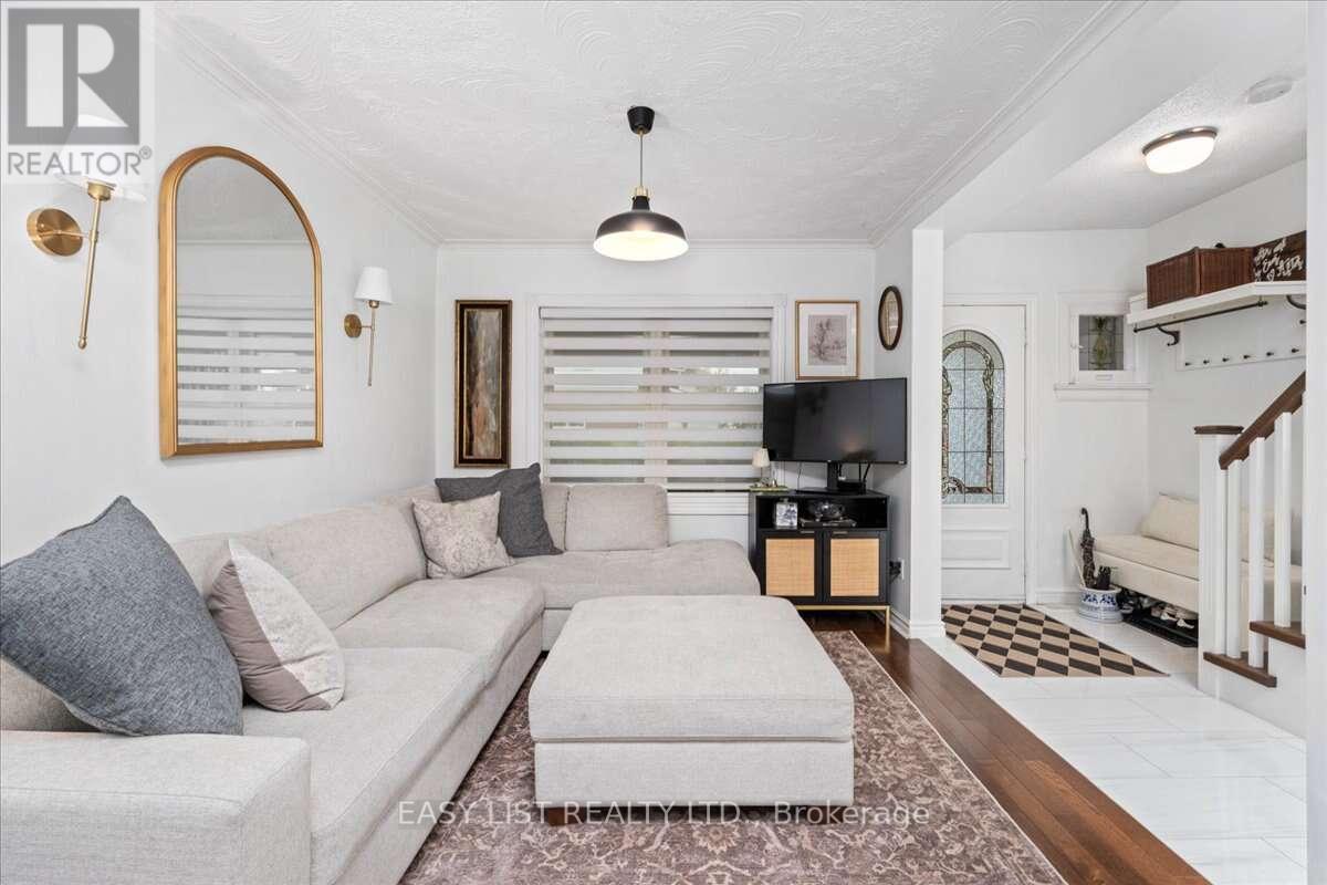140 Ascot Avenue, Toronto, Ontario M6E 1G4 - Photo 6 - W13145942