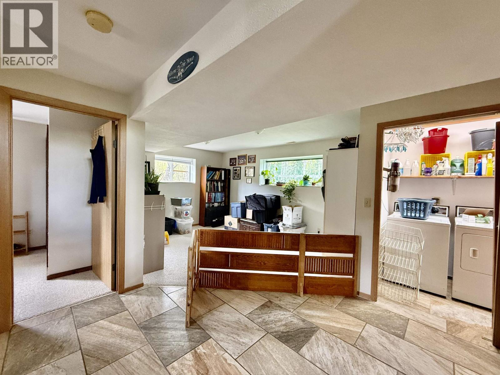 2186 Lubbers Road, Smithers, British Columbia  V0J 2N6 - Photo 14 - R3125014