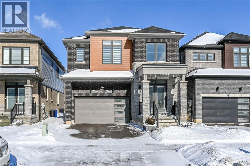 12 RAINBOW Drive, Caledonia, Ontario