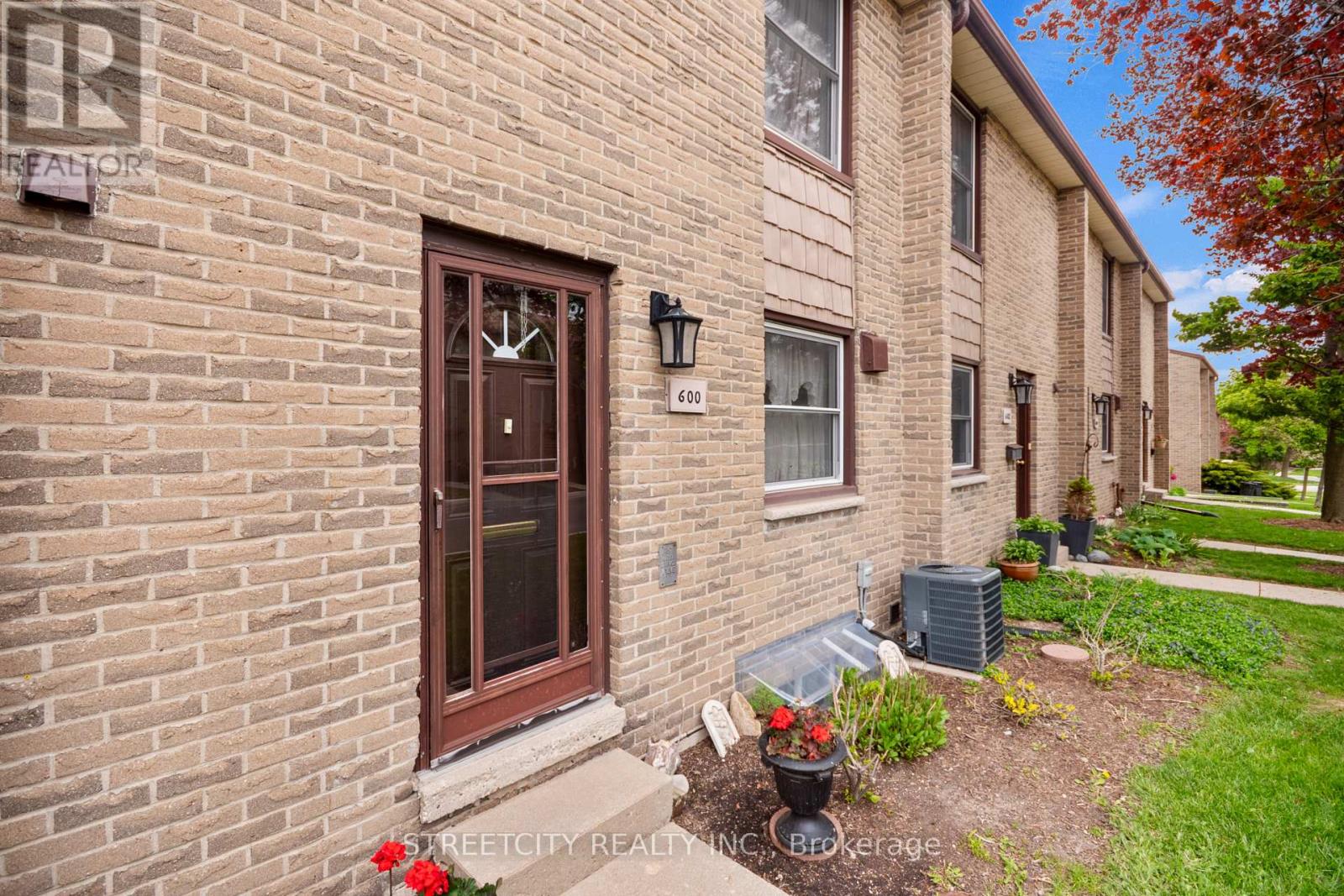 600 Wonderland Road S, London South, Ontario  N6H 4Y8 - Photo 24 - X13146102