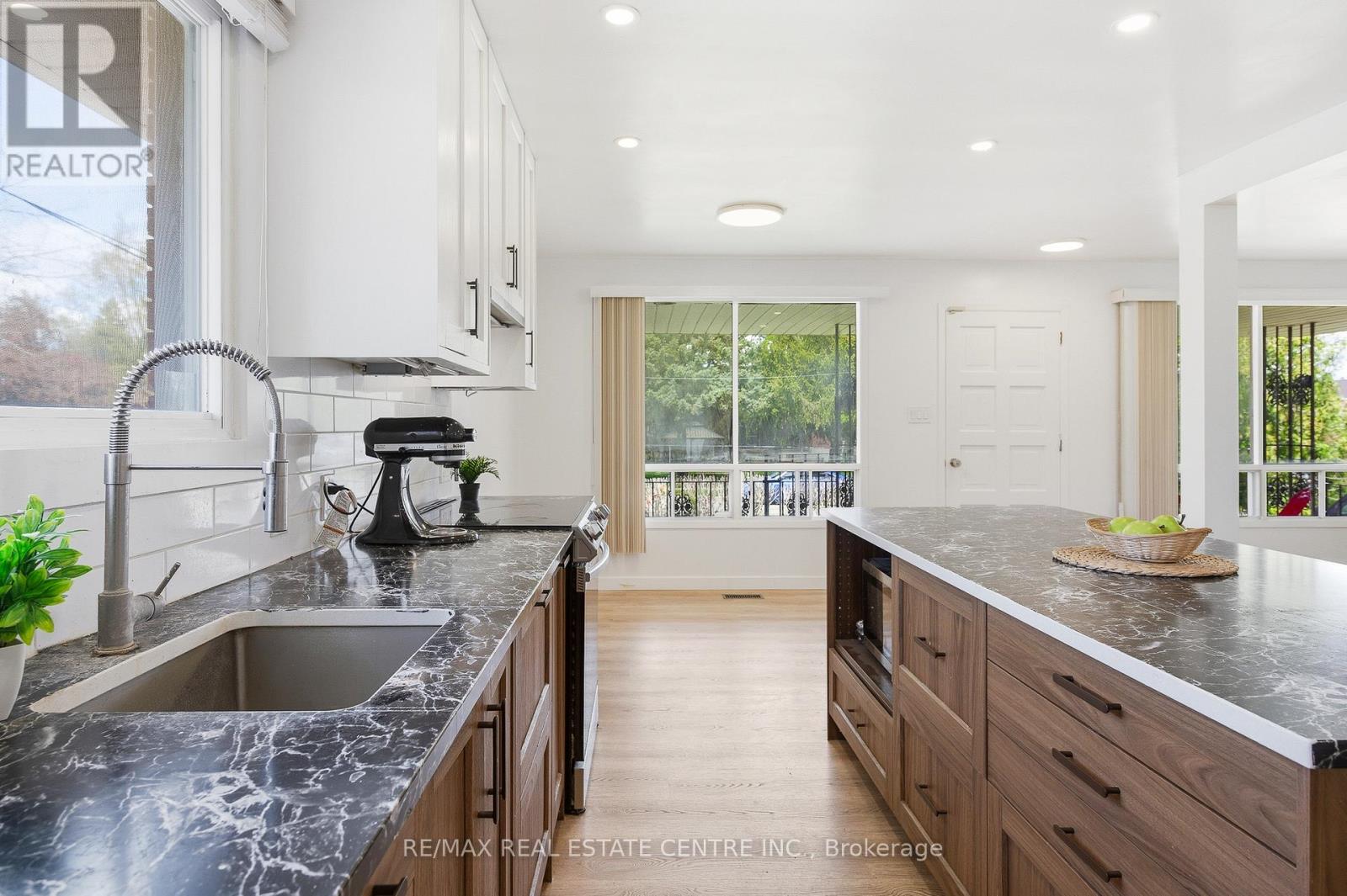 211 Ballantyne Avenue, Cambridge, Ontario  N1R 7B5 - Photo 12 - X13145754