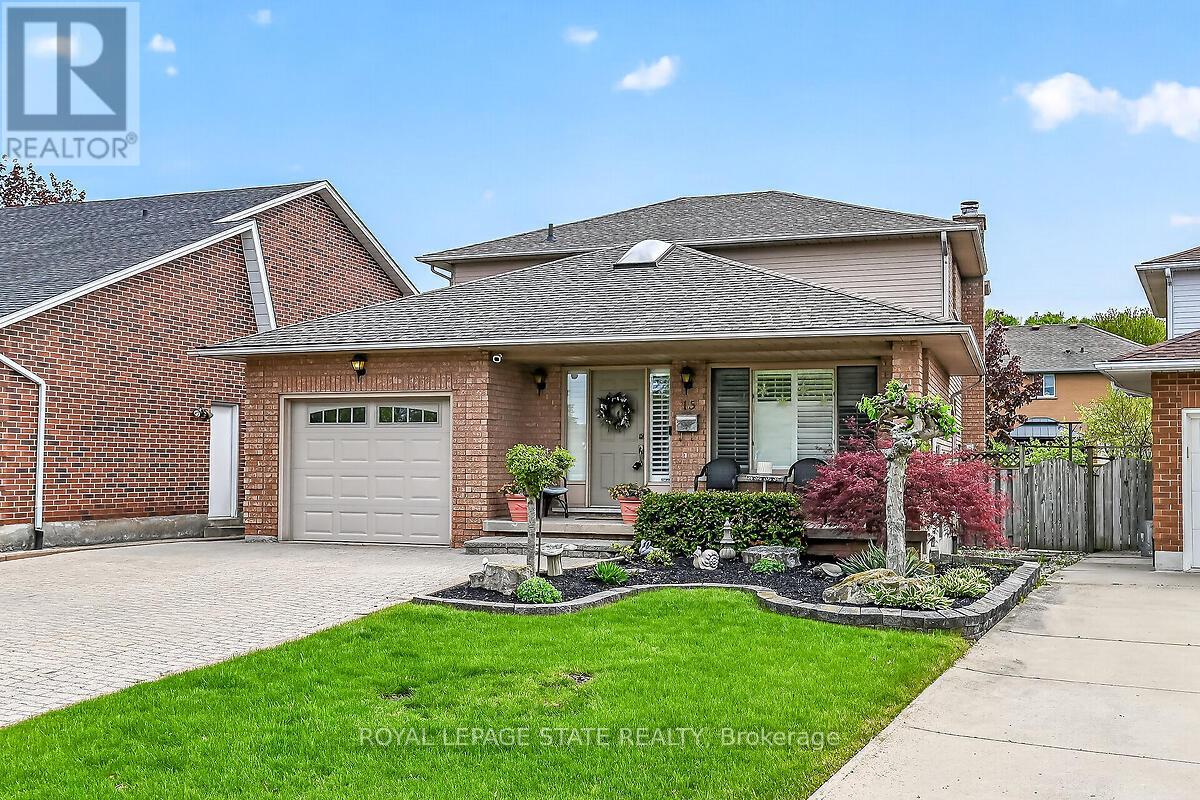 15 Gabriele Court, Hamilton, Ontario  L8G 5C4 - Photo 2 - X13145910
