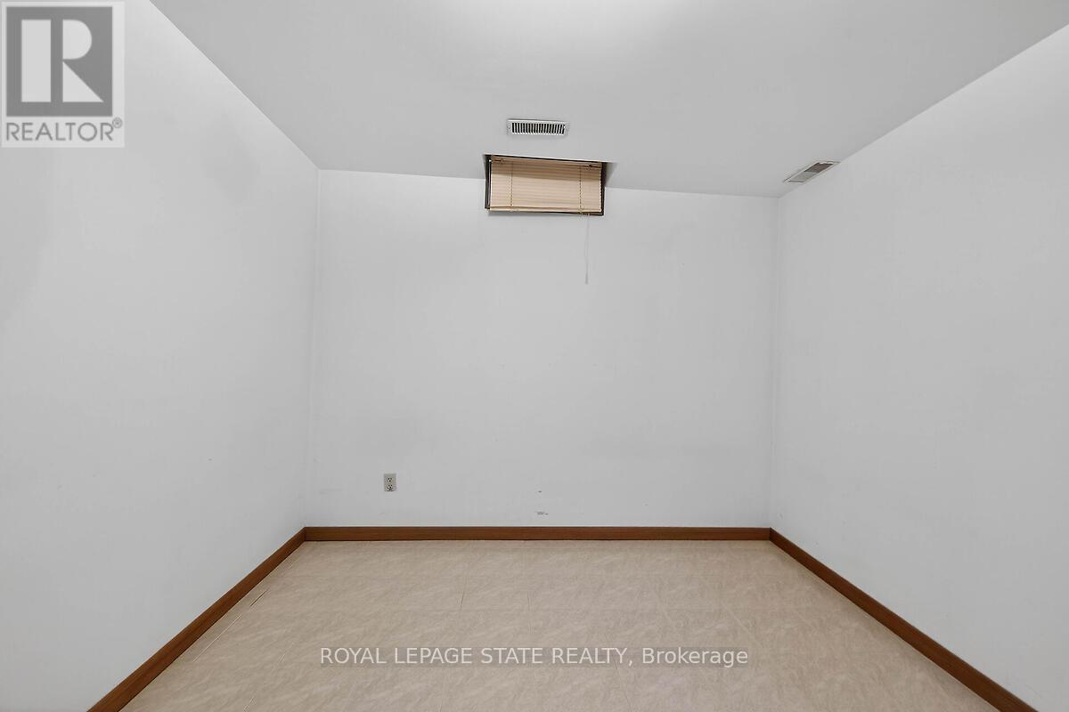 15 Gabriele Court, Hamilton, Ontario  L8G 5C4 - Photo 30 - X13145910