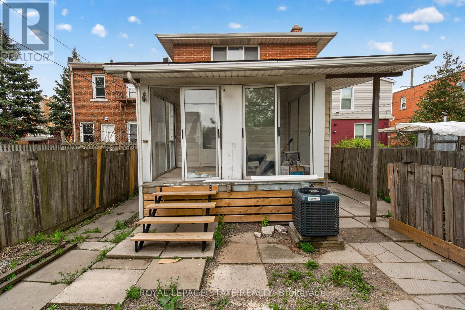 1385 Barton Street E, Hamilton, Ontario  L8H 2W4 - Photo 10 - X13145922