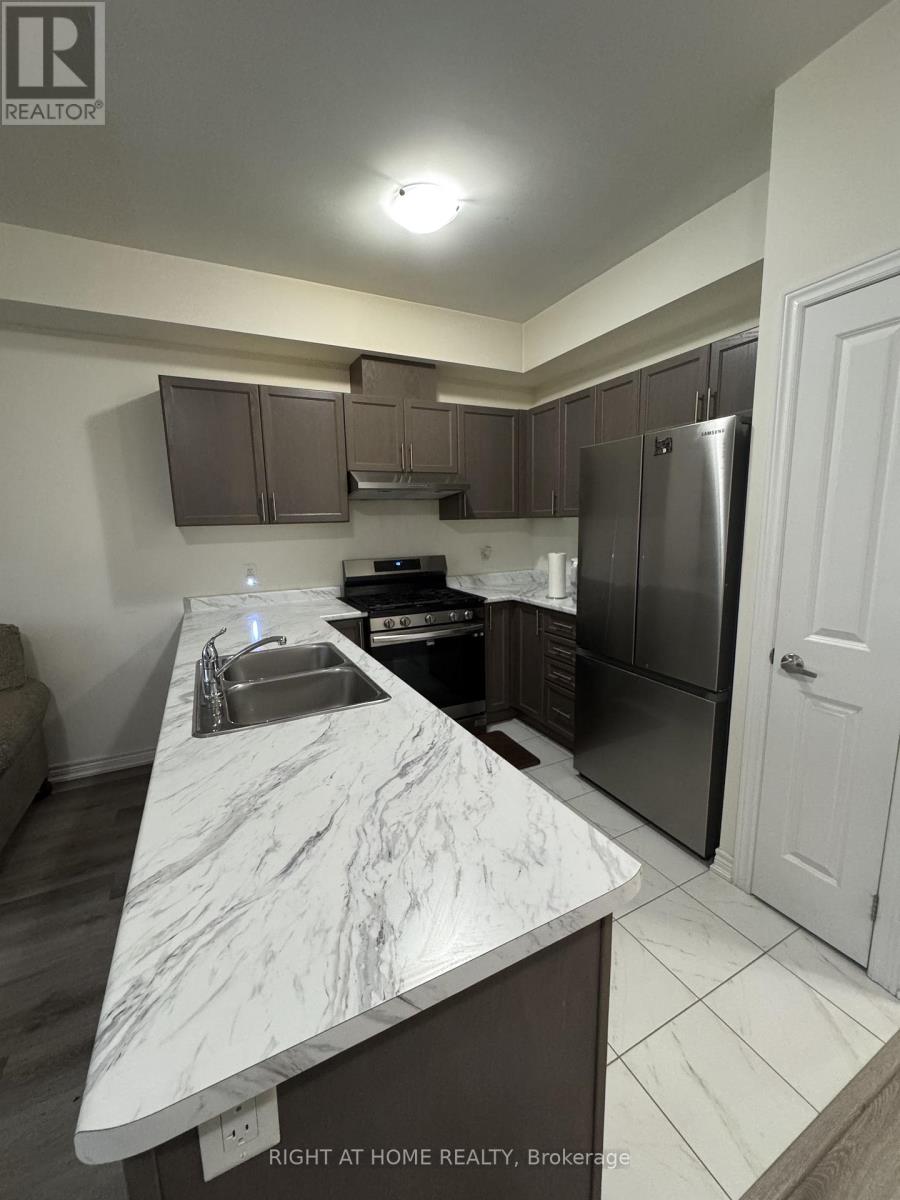 76 Pinot Crescent, Hamilton, Ontario  L8E 0J9 - Photo 5 - X13145952