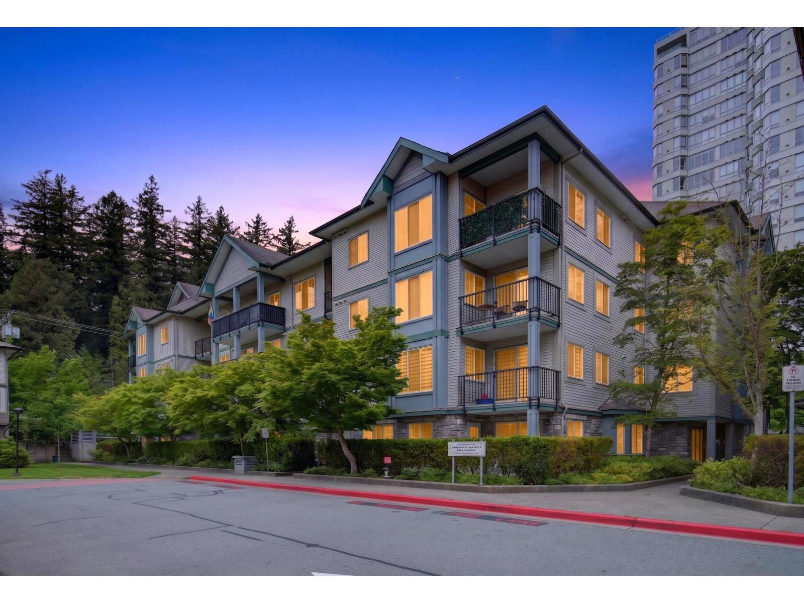 105 14859 100 AVENUE, Surrey, British Columbia