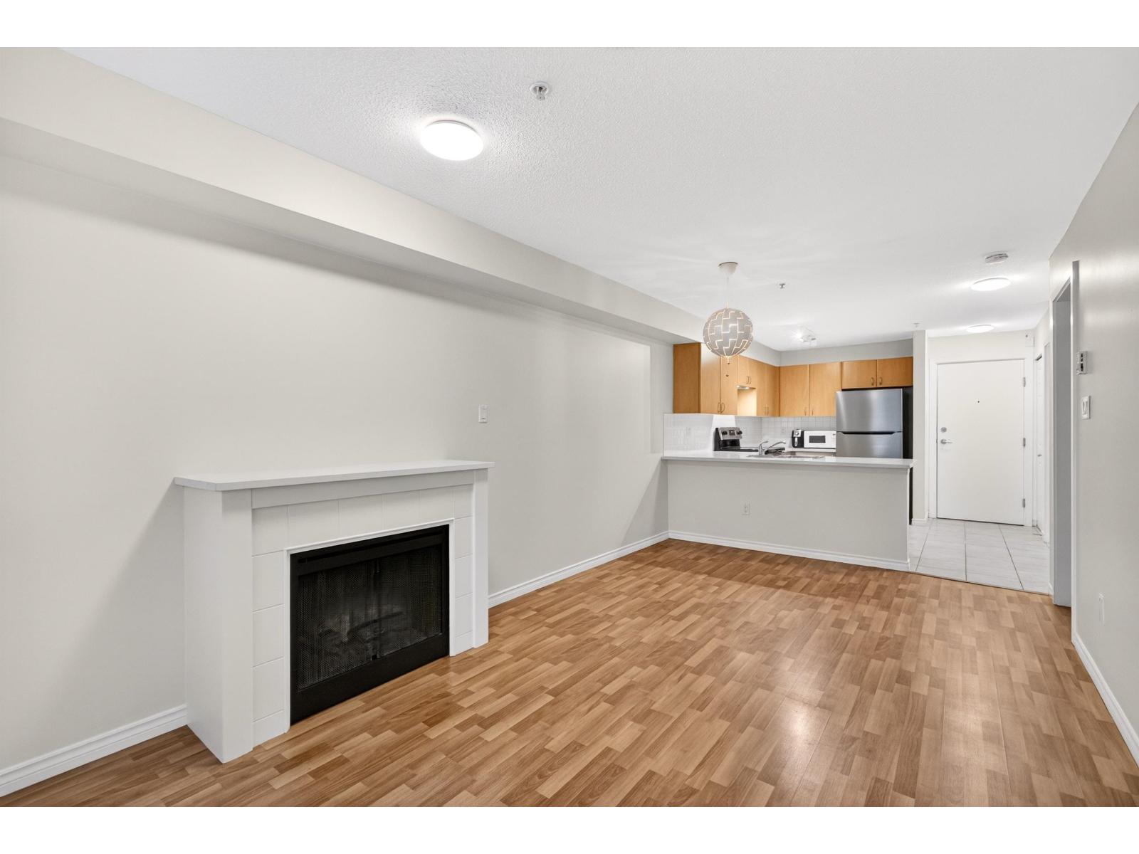 105 14859 100 Avenue, Surrey, British Columbia  V3R 2V5 - Photo 10 - R3125097