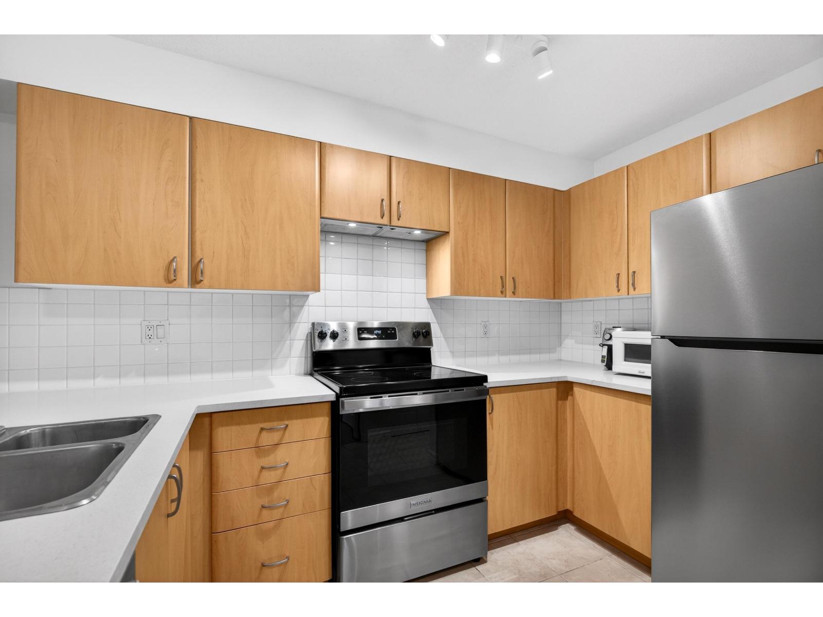 105 14859 100 Avenue, Surrey, British Columbia  V3R 2V5 - Photo 15 - R3125097