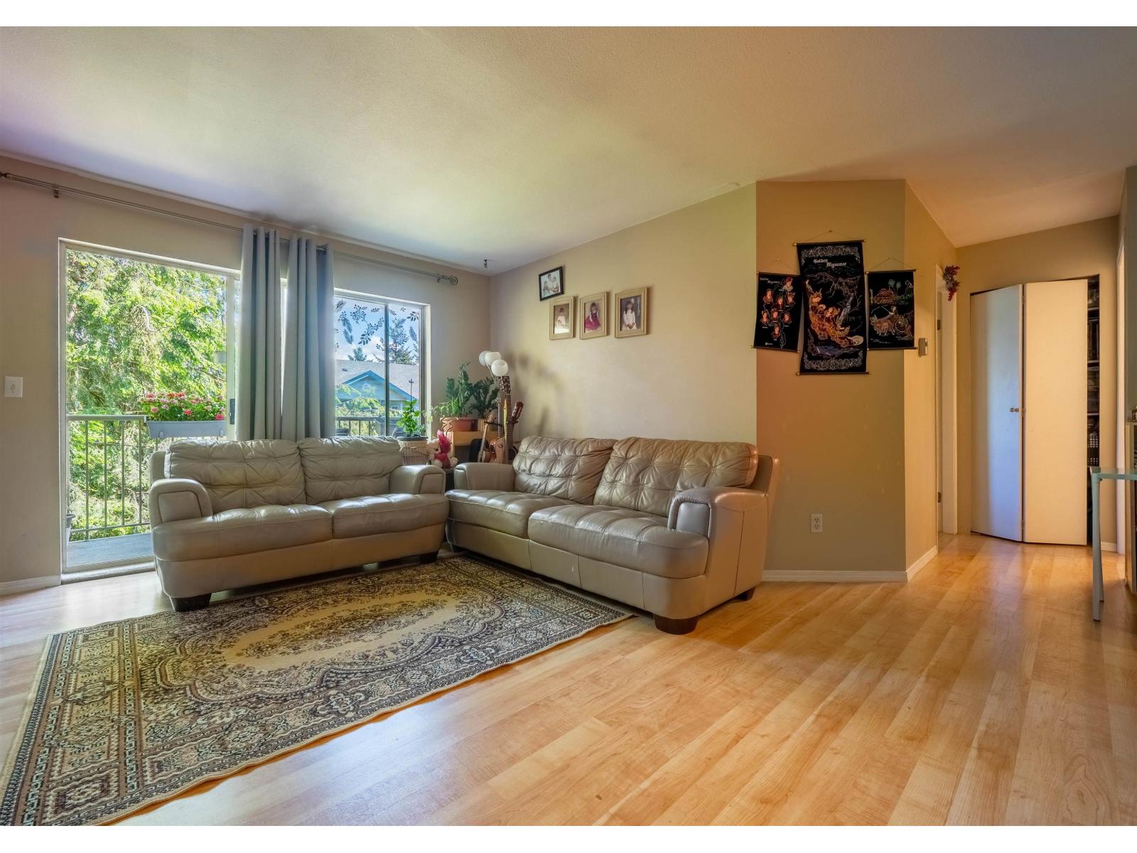 304 10756 138 Street, Surrey, British Columbia  V3T 4K5 - Photo 2 - R3122969