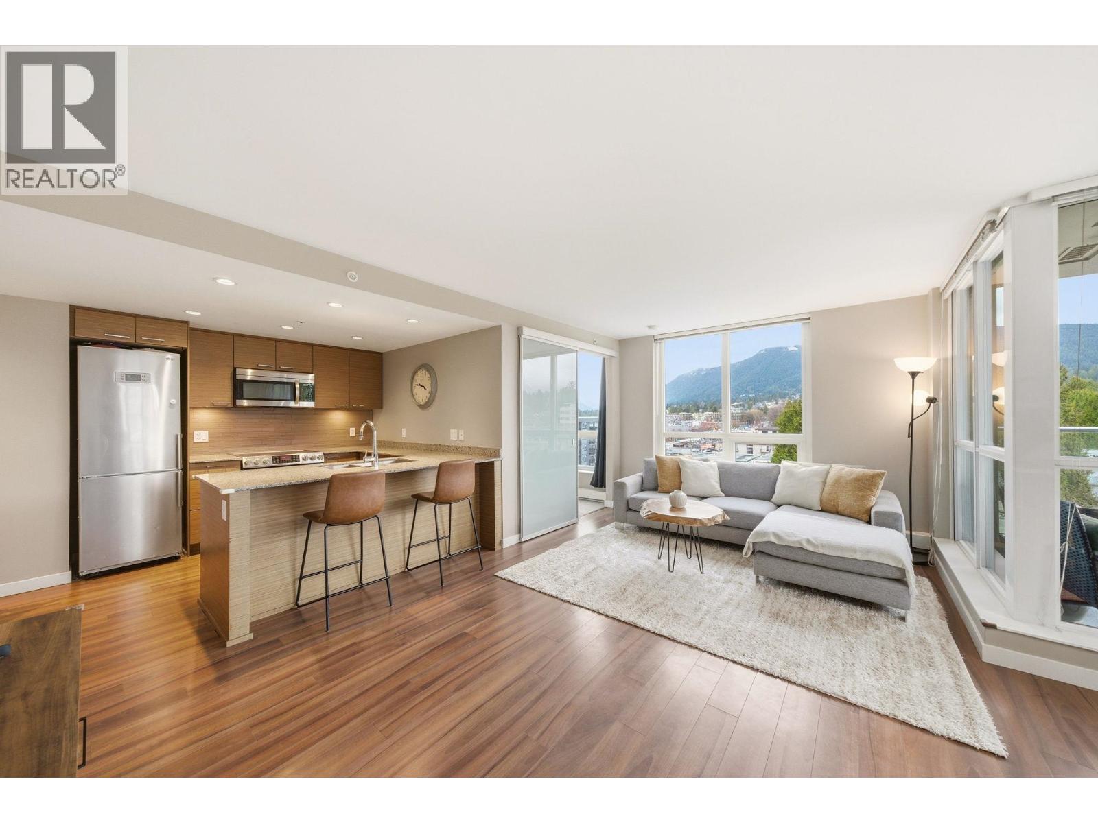 705 135 E 17th Street, North Vancouver, British Columbia  V7L 0C4 - Photo 4 - R3125008