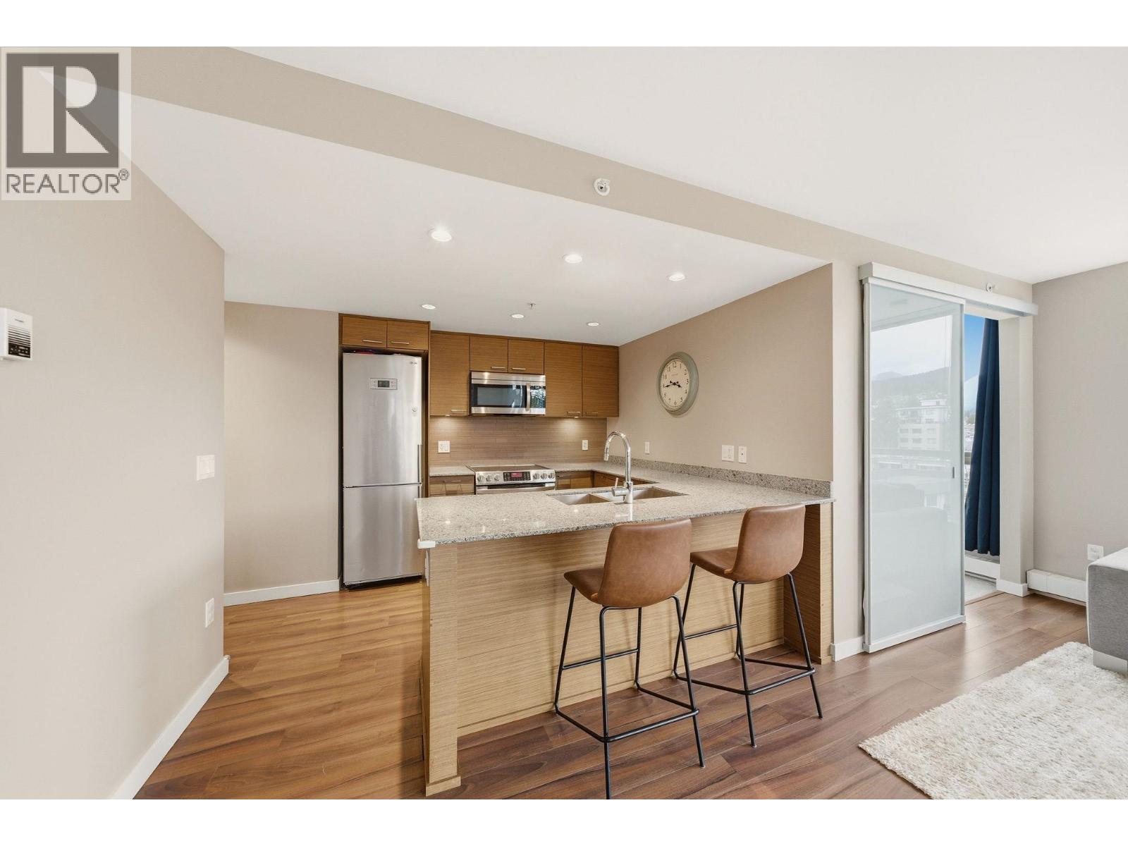 705 135 E 17th Street, North Vancouver, British Columbia  V7L 0C4 - Photo 6 - R3125008