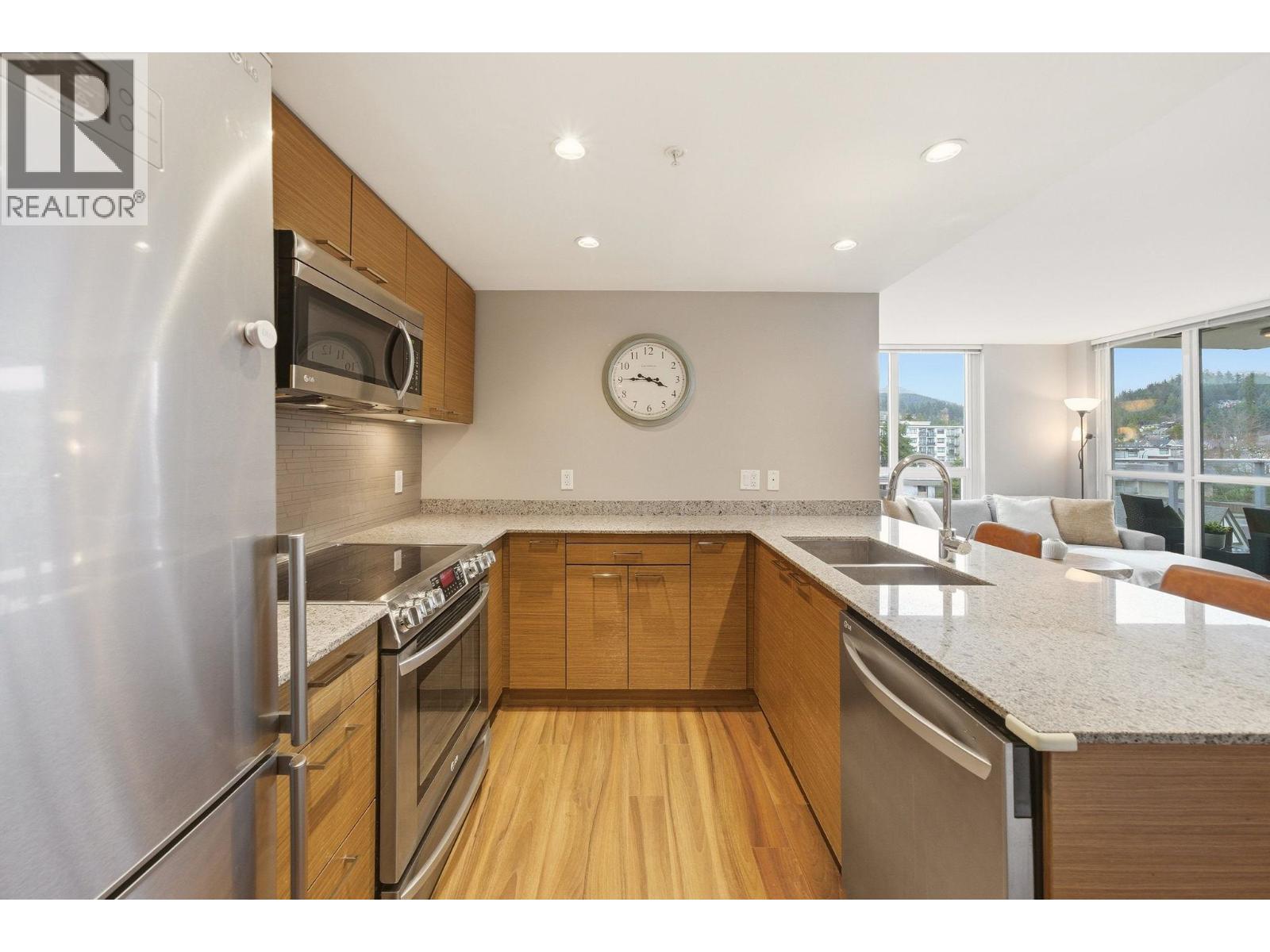 705 135 E 17th Street, North Vancouver, British Columbia  V7L 0C4 - Photo 8 - R3125008