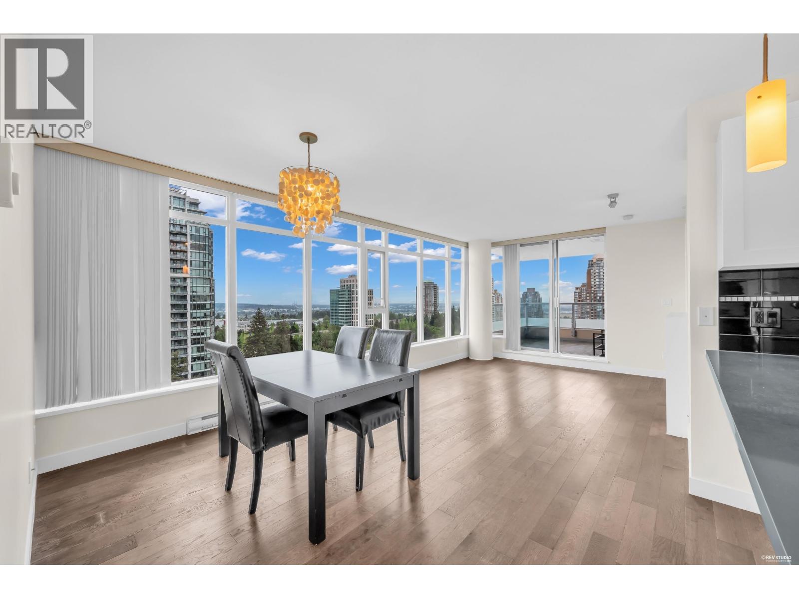 2208 7090 Edmonds Street, Burnaby, British Columbia  V3N 0C6 - Photo 2 - R3125009