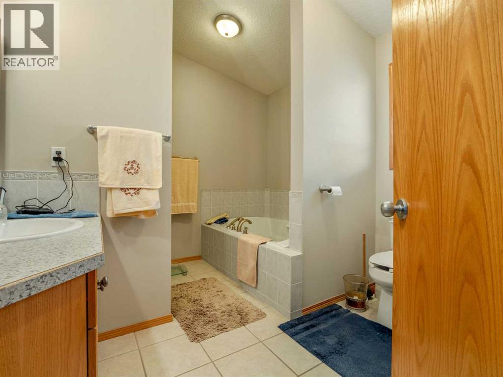 108 Riverdale Terrace W, Lethbridge, Alberta  T1K 7S8 - Photo 26 - A2297995