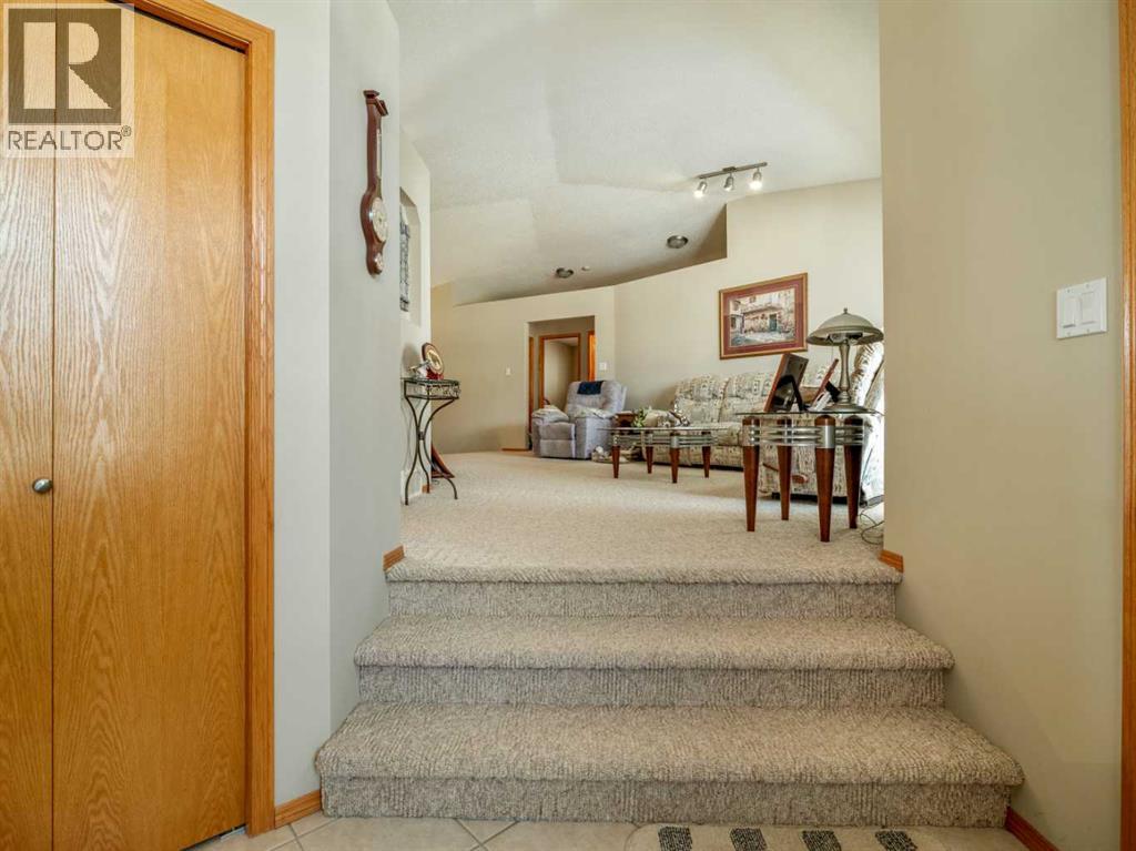 108 Riverdale Terrace W, Lethbridge, Alberta  T1K 7S8 - Photo 7 - A2297995