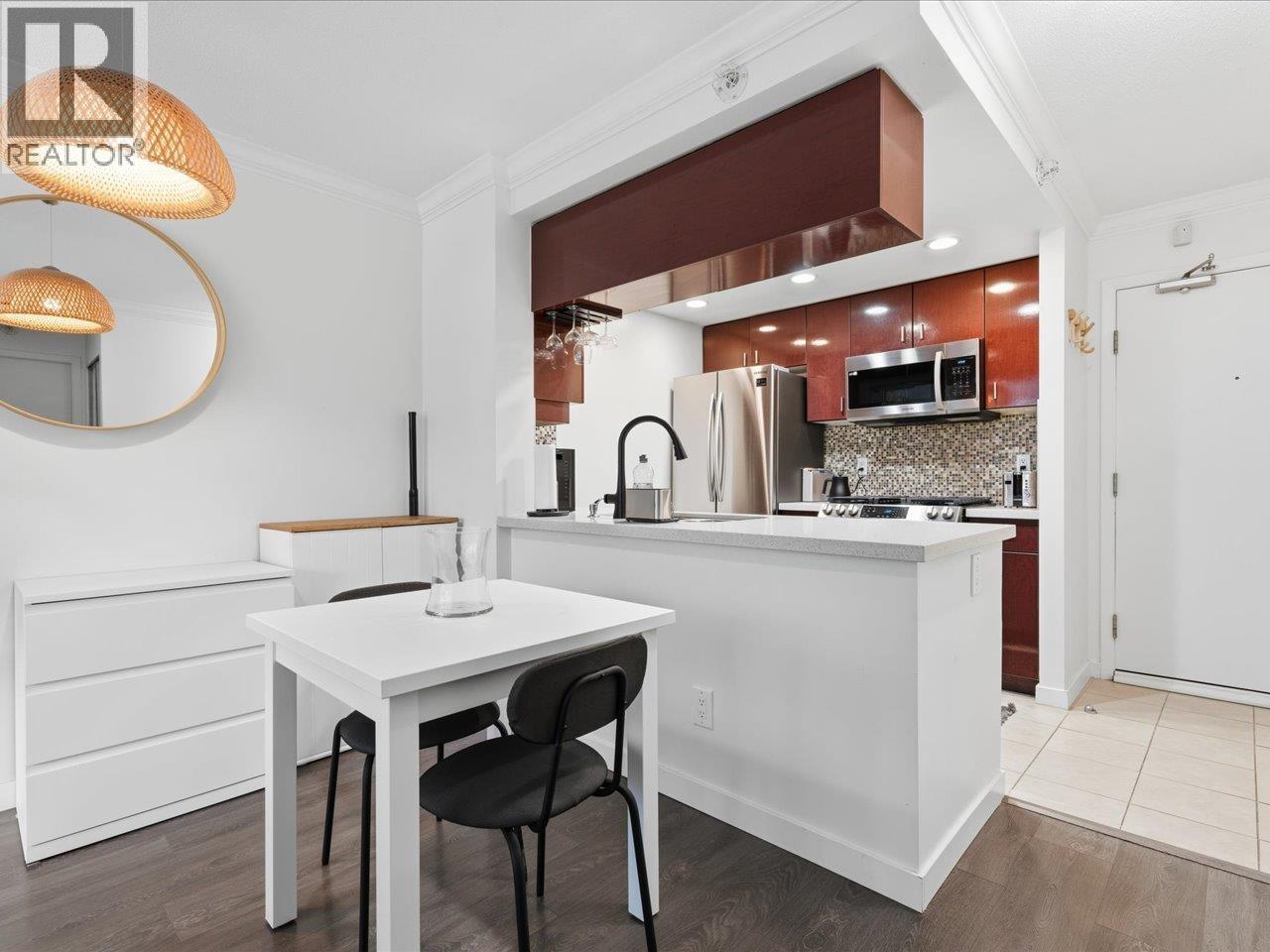 502 1033 Marinaside Crescent, Vancouver, British Columbia  V6Z 3A3 - Photo 5 - R3125013
