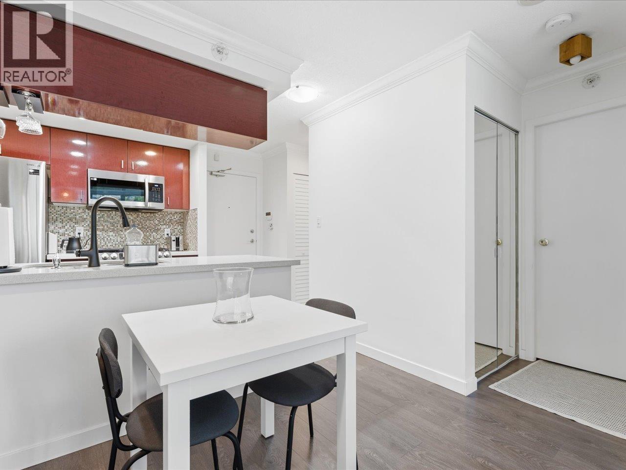 502 1033 Marinaside Crescent, Vancouver, British Columbia  V6Z 3A3 - Photo 6 - R3125013