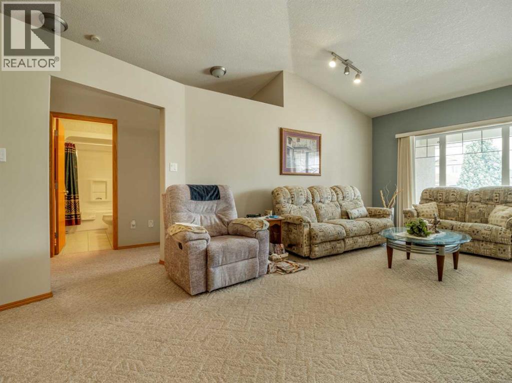 108 Riverdale Terrace W, Lethbridge, Alberta  T1K 7S8 - Photo 11 - A2297995