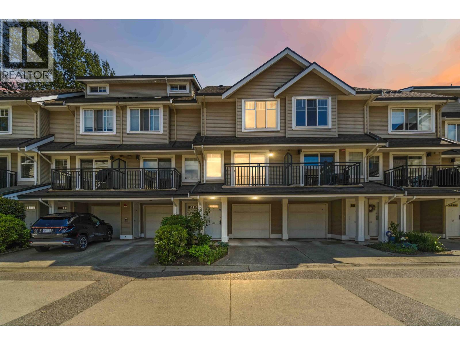 30 2927 Fremont Street, Port Coquitlam, British Columbia  V3B 7X8 - Photo 2 - R3125041