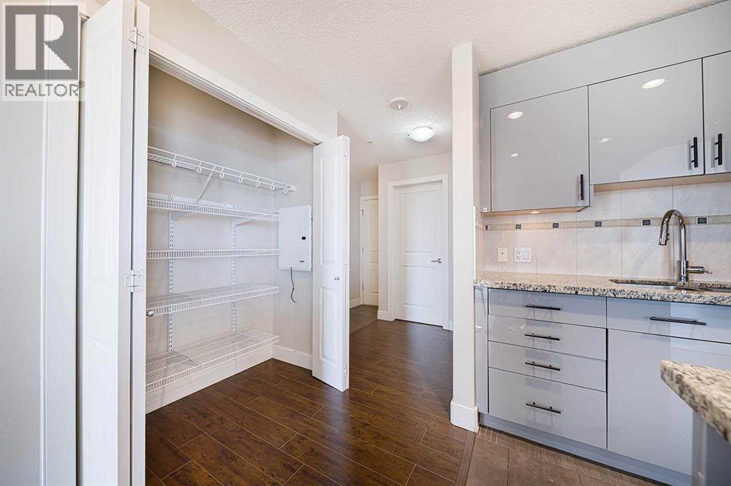 707, 77 Spruce Place SW, Calgary, Alberta  T3C 3X6 - Photo 15 - A2305417