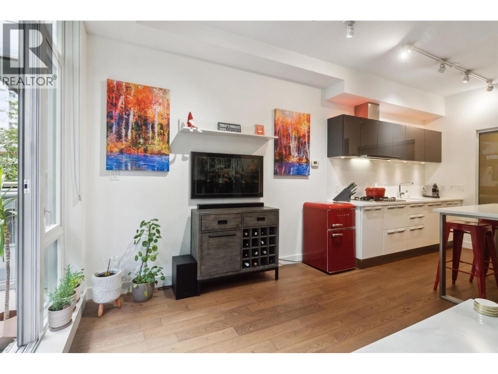 225 108 E 1st Avenue, Vancouver, British Columbia  V5T 0E3 - Photo 6 - R3125052
