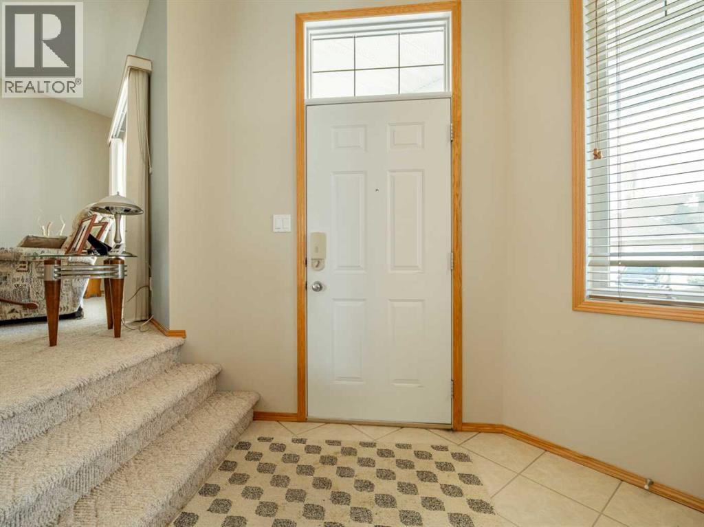 108 Riverdale Terrace W, Lethbridge, Alberta  T1K 7S8 - Photo 6 - A2297995