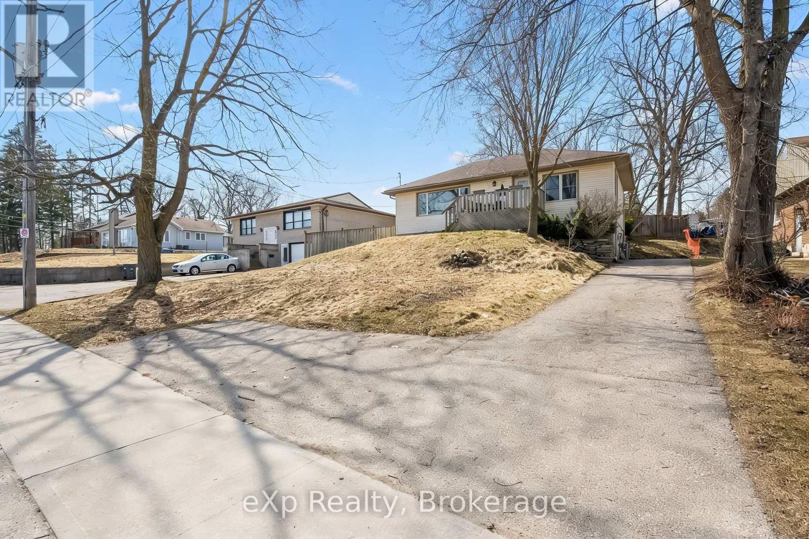 184 STEVENSON STREET N, Guelph, Ontario