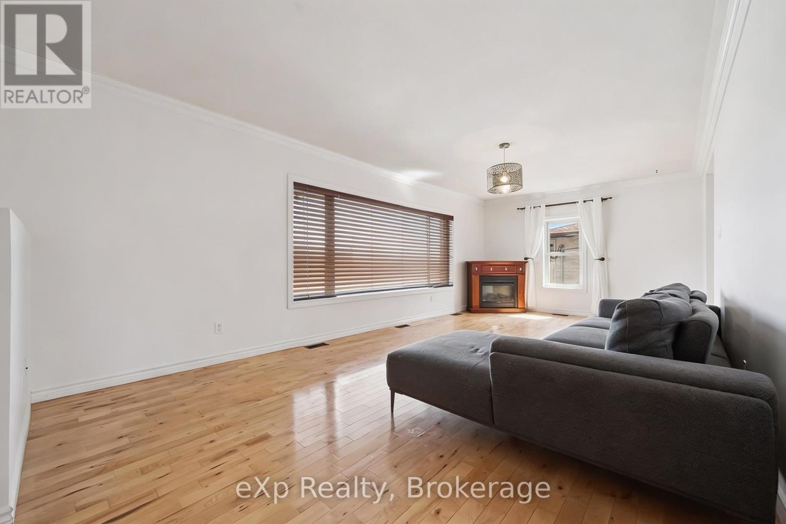 184 Stevenson Street N, Guelph, Ontario  N1E 5A8 - Photo 8 - X13146030