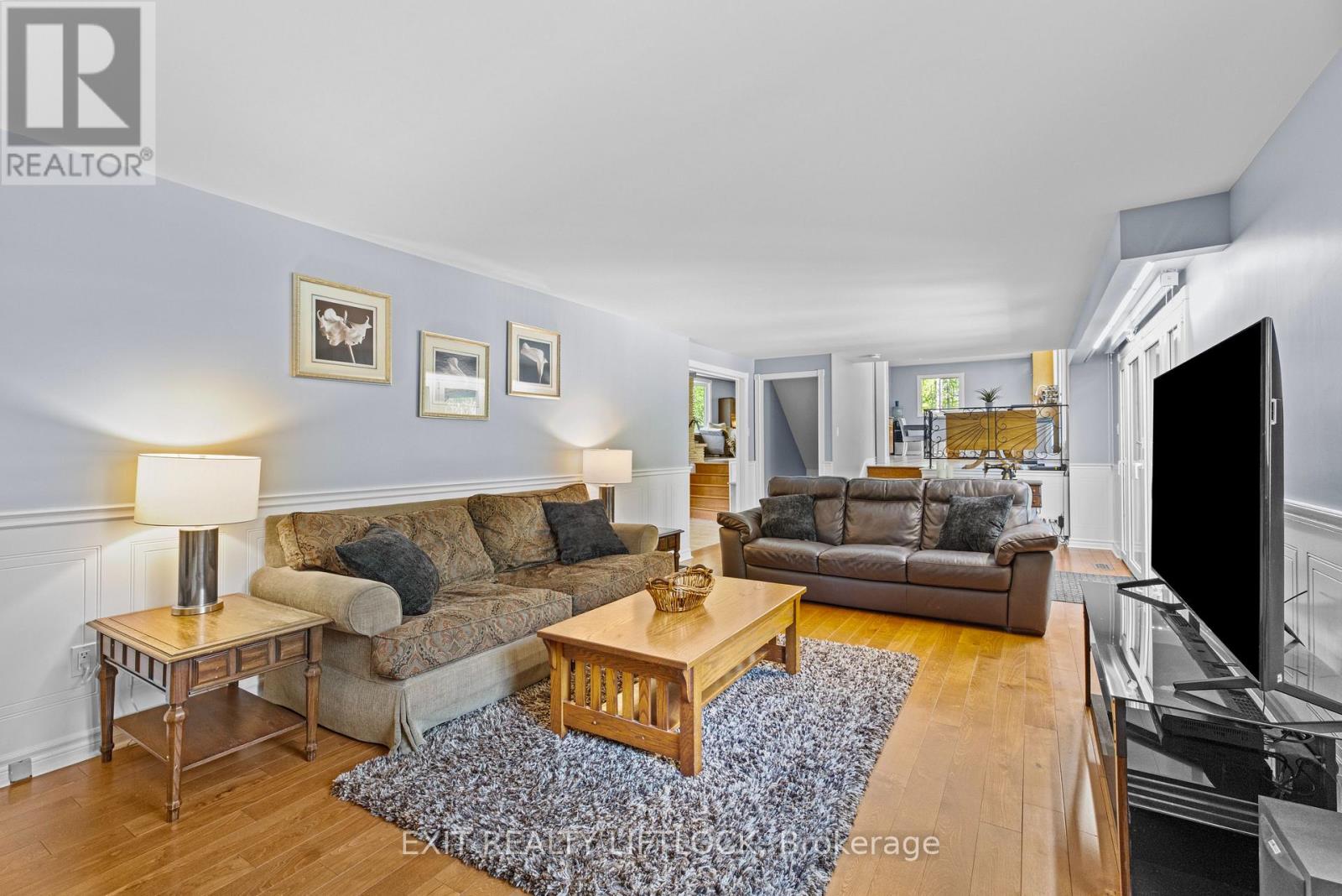 2225 Parkhill Road W, Cavan Monaghan, Ontario  K9J 6X4 - Photo 12 - X13146006