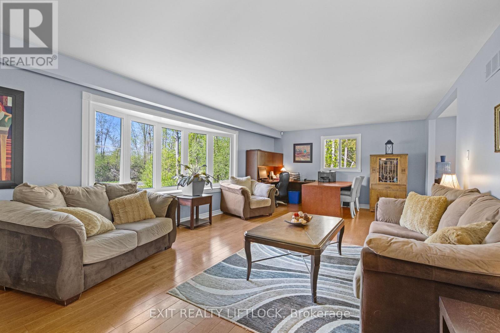 2225 Parkhill Road W, Cavan Monaghan, Ontario  K9J 6X4 - Photo 20 - X13146006