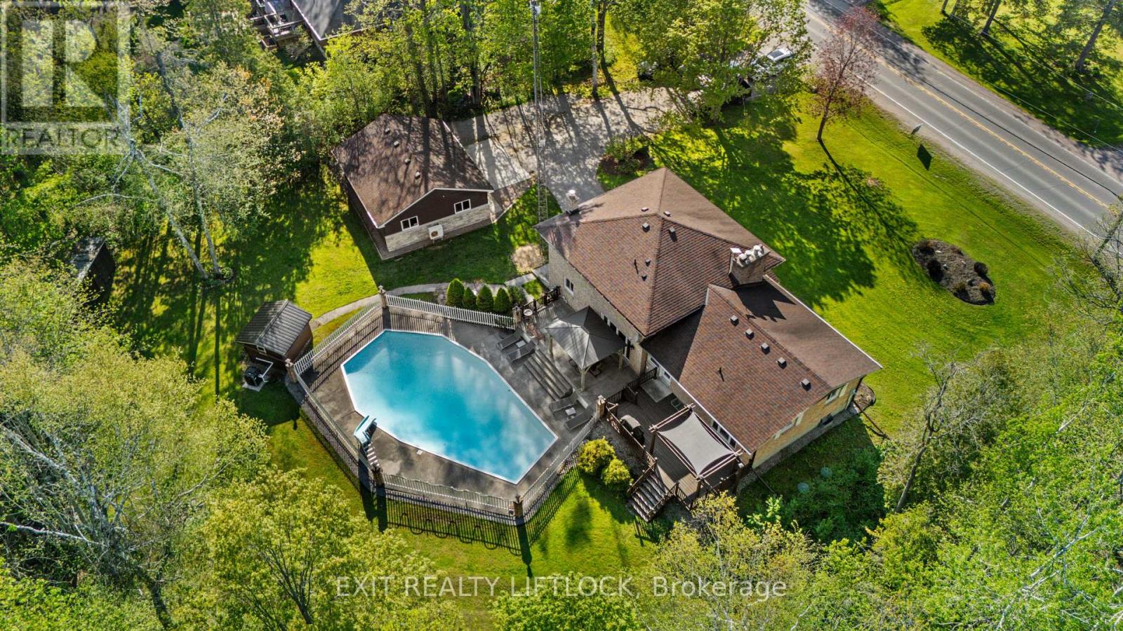 2225 Parkhill Road W, Cavan Monaghan, Ontario  K9J 6X4 - Photo 38 - X13146006
