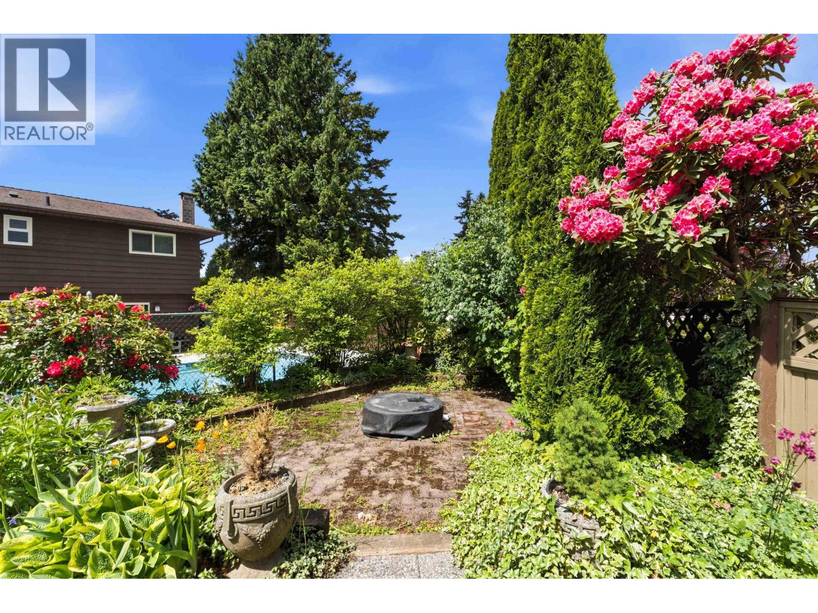 21260 Douglas Avenue, Maple Ridge, British Columbia  V4R 2L5 - Photo 35 - R3125072