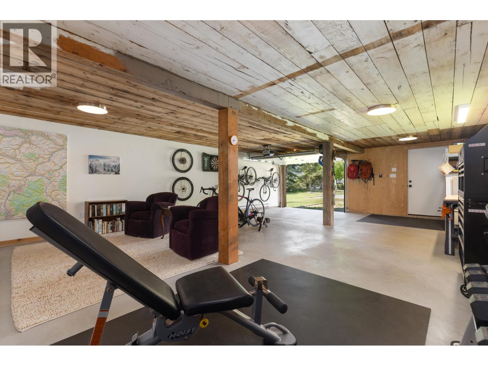 8950 Pemberton Meadows Road, Pemberton, British Columbia  V0N 2L2 - Photo 25 - R3125082