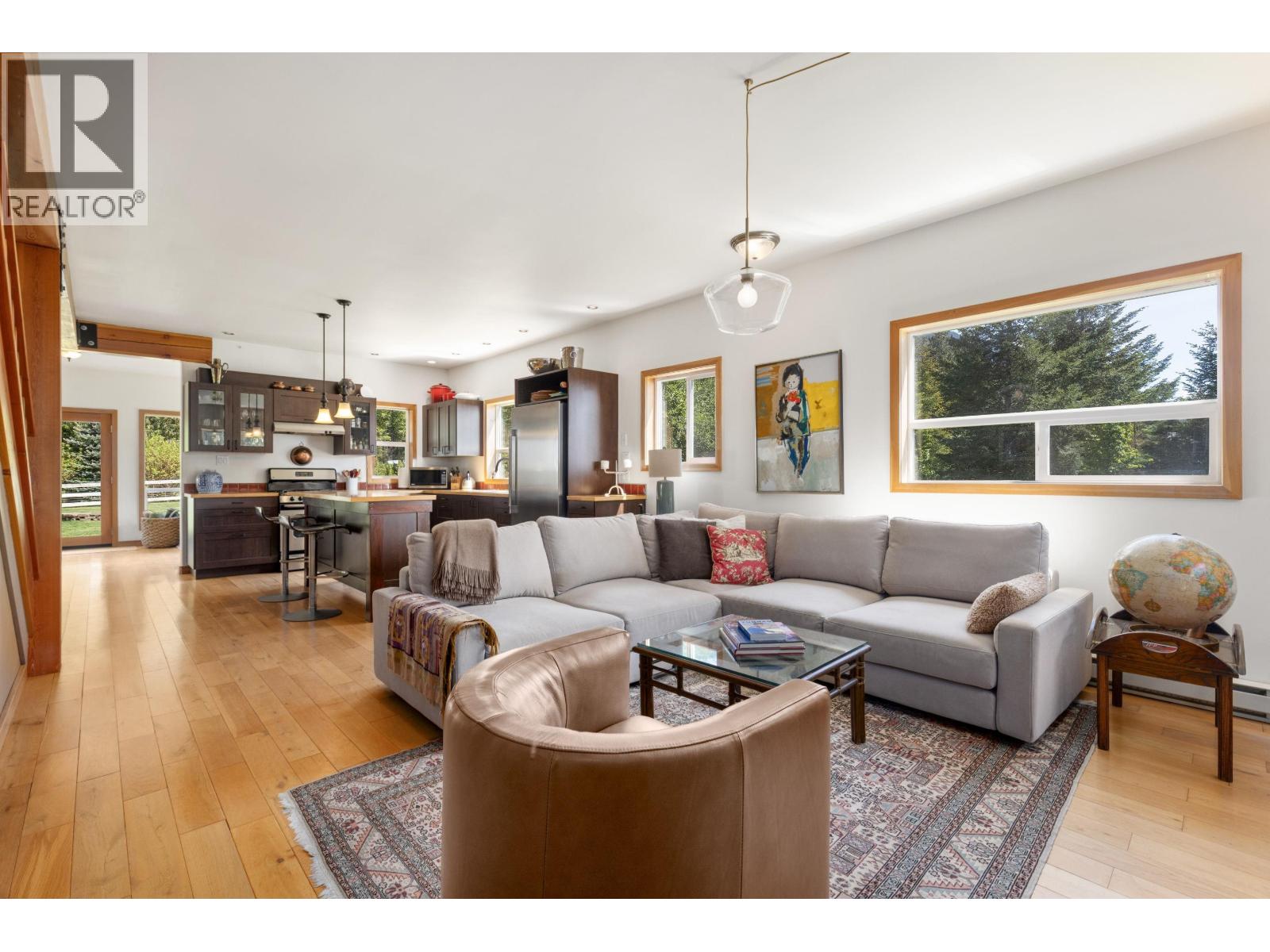 8950 Pemberton Meadows Road, Pemberton, British Columbia  V0N 2L2 - Photo 7 - R3125082