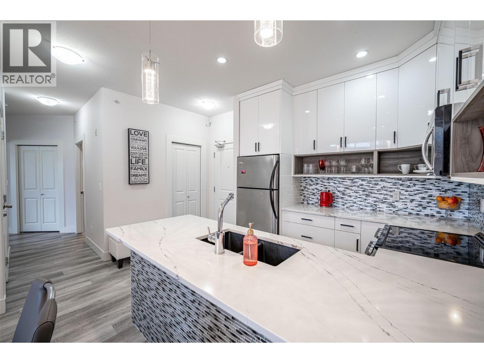 3205 Skyview Lane Unit# 405, West Kelowna, British Columbia V4T 1S4 - Photo 10 - 10371194
