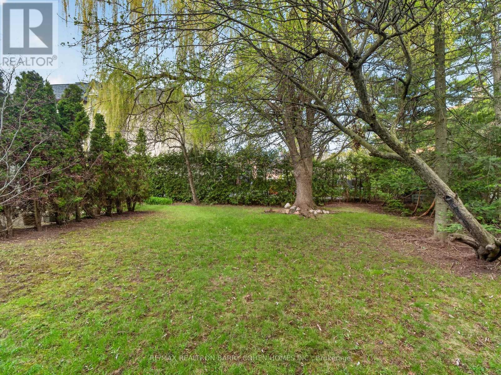 4 Malabar Place, Toronto, Ontario  M3B 1A5 - Photo 18 - C13145988