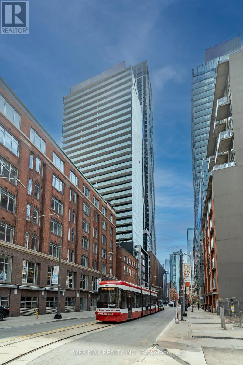 2102 - 11 Charlotte Street, Toronto, Ontario  M5V 2H5 - Photo 2 - C13146070