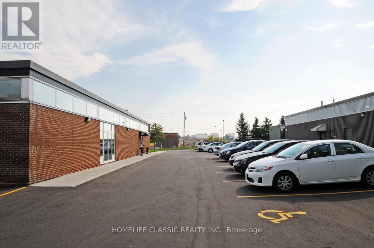 2 - 64 Prince Andrew Place, Toronto, Ontario M3C 2H4 - Photo 4 - C13146090