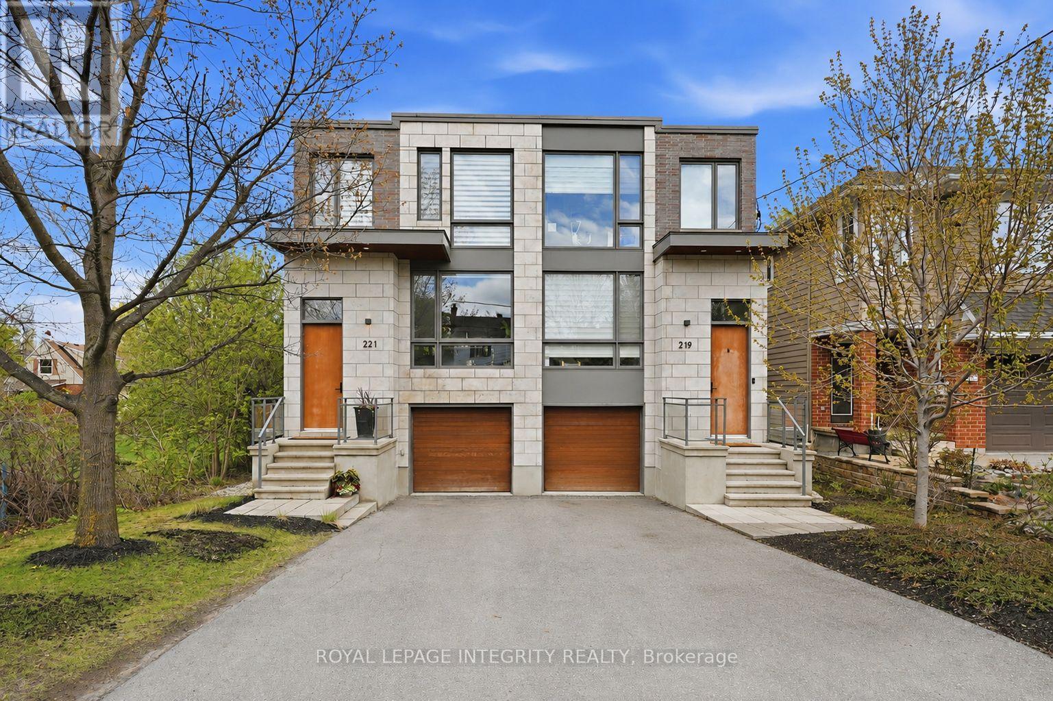 221 Wesley Avenue, Ottawa, Ontario K1Z 7A2 - Photo 1 - X13145984