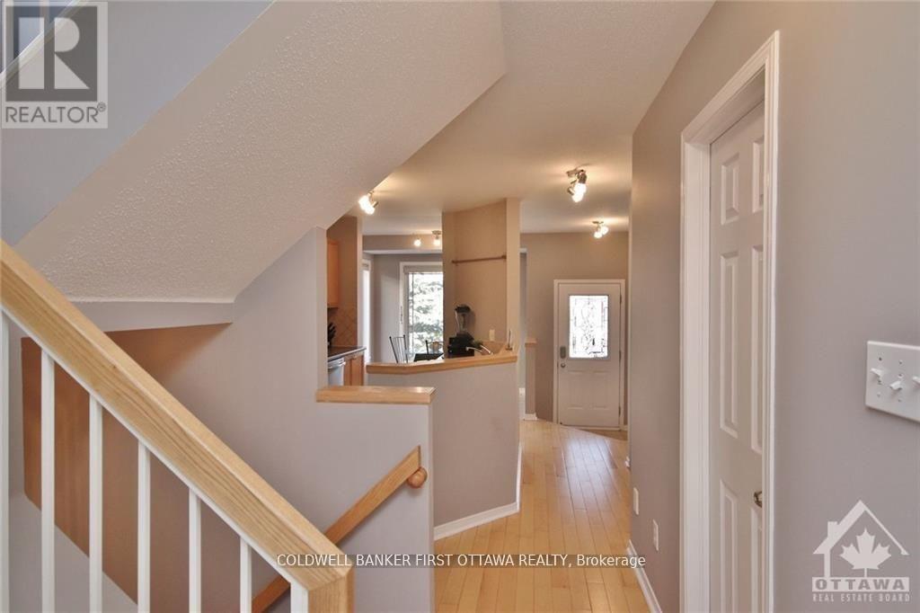 100 Sunvale Way, Ottawa, Ontario  K2G 6X4 - Photo 3 - X13146068