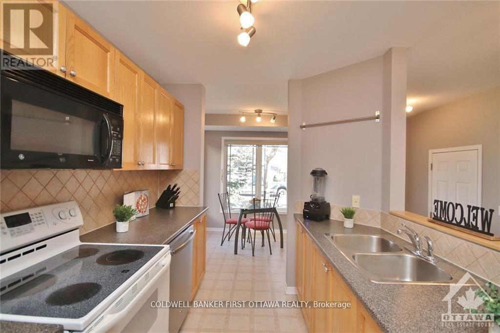 100 Sunvale Way, Ottawa, Ontario  K2G 6X4 - Photo 4 - X13146068