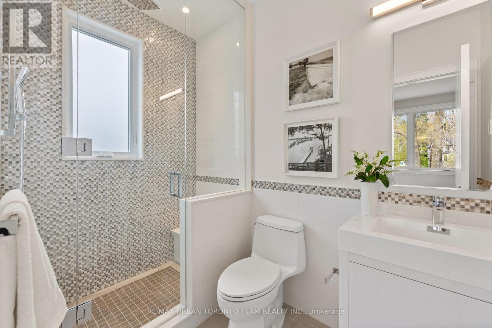 4 Drake Crescent, Toronto, Ontario  M1M 1A2 - Photo 23 - E13145976