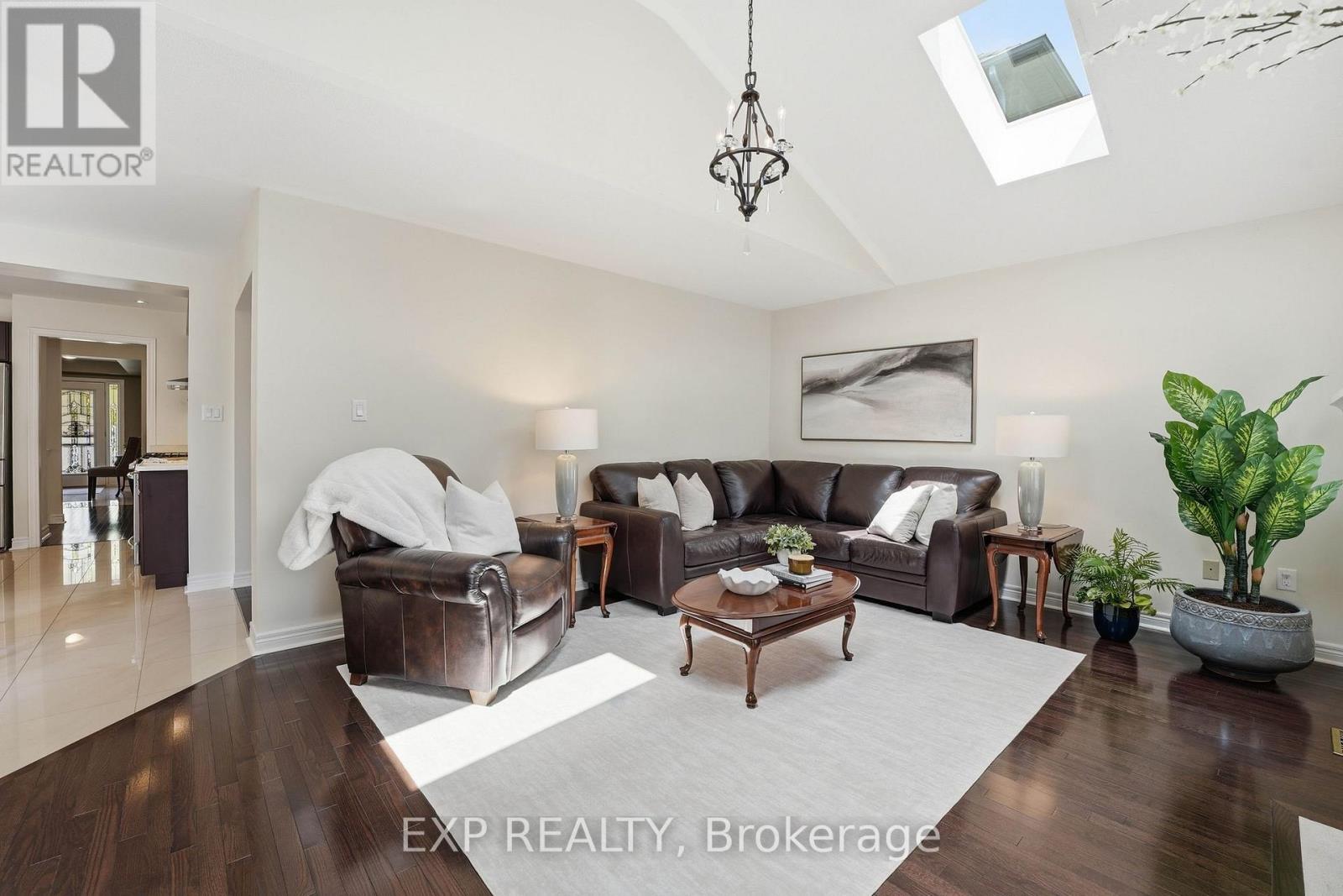 15 Green Darner Trail, Bradford West Gwillimbury (Bradford), Ontario  L3Z 0M1 - Photo 10 - N13145990