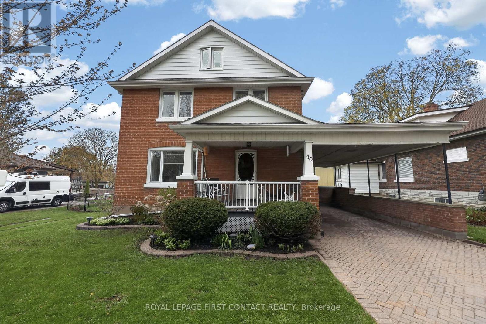 40 STONE STREET, Springwater, Ontario