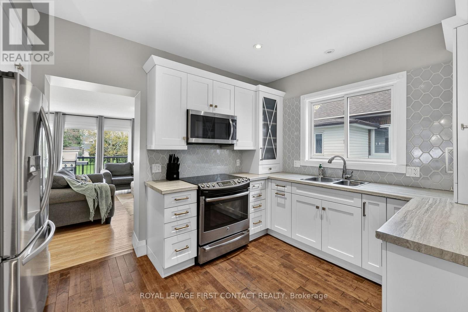 40 Stone Street, Springwater, Ontario L0L 1P0 - Photo 10 - S13145994
